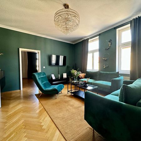 Rebelrents #4 Design Trifft Komfort - Einzigartiges Ferienapartment In Der Nahe Des Hauptbahnhofs ハレ エクステリア 写真