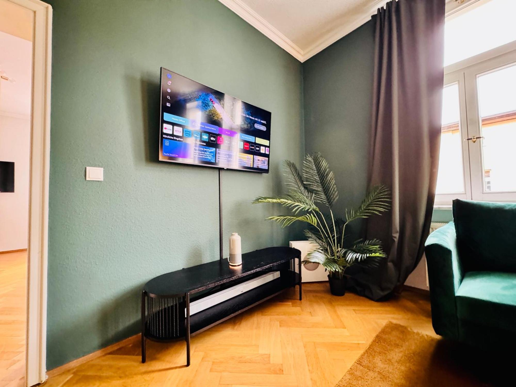 Rebelrents #4 Design Trifft Komfort - Einzigartiges Ferienapartment In Der Nahe Des Hauptbahnhofs ハレ エクステリア 写真