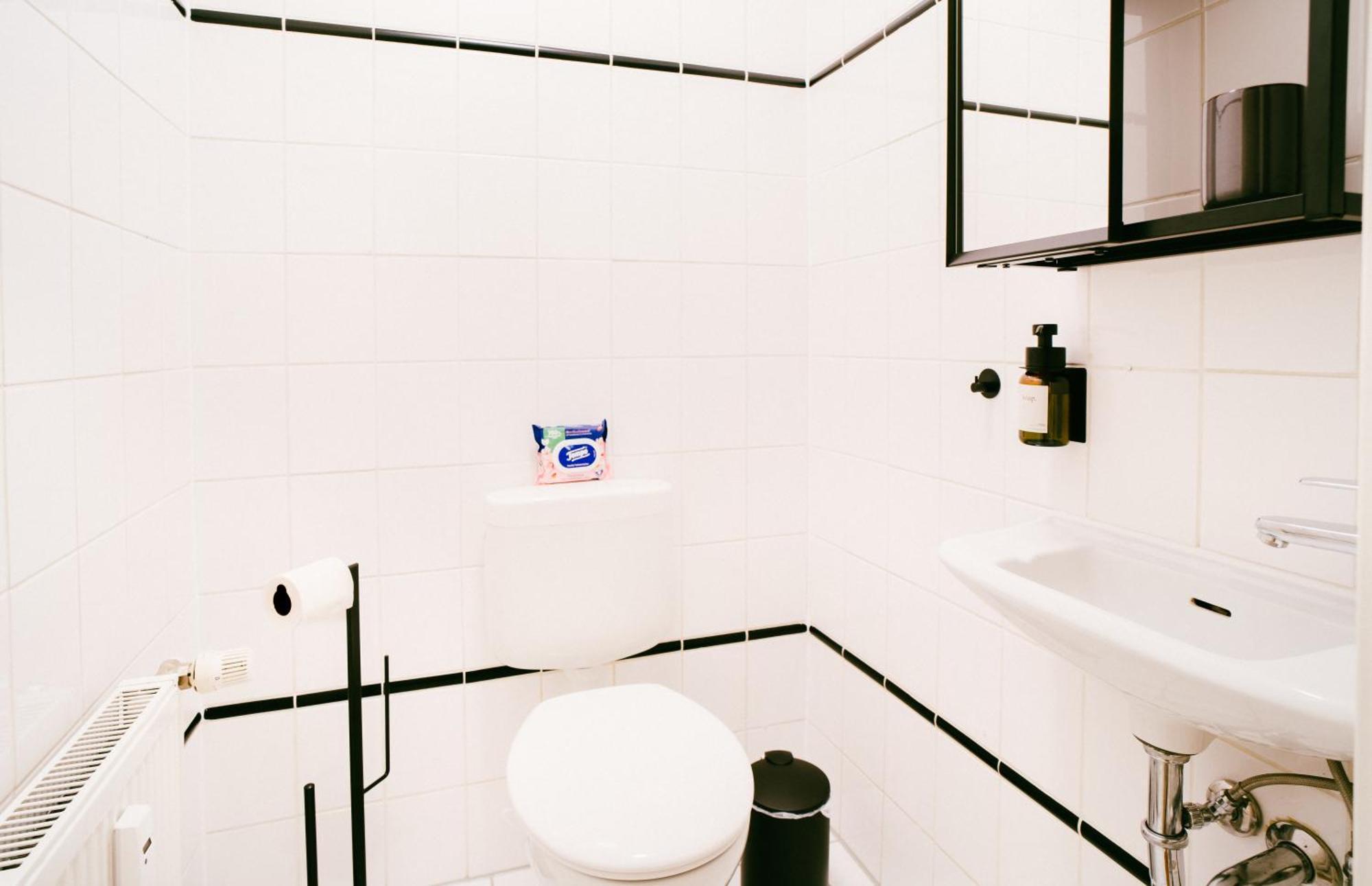 Rebelrents #4 Design Trifft Komfort - Einzigartiges Ferienapartment In Der Nahe Des Hauptbahnhofs ハレ エクステリア 写真